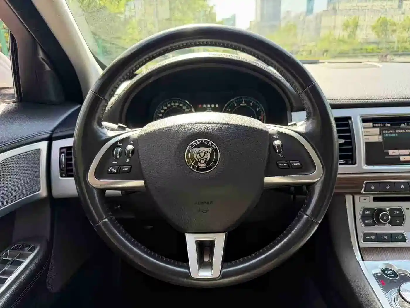 Jaguar XF 2015 2015 XF 2.0T Style Edition