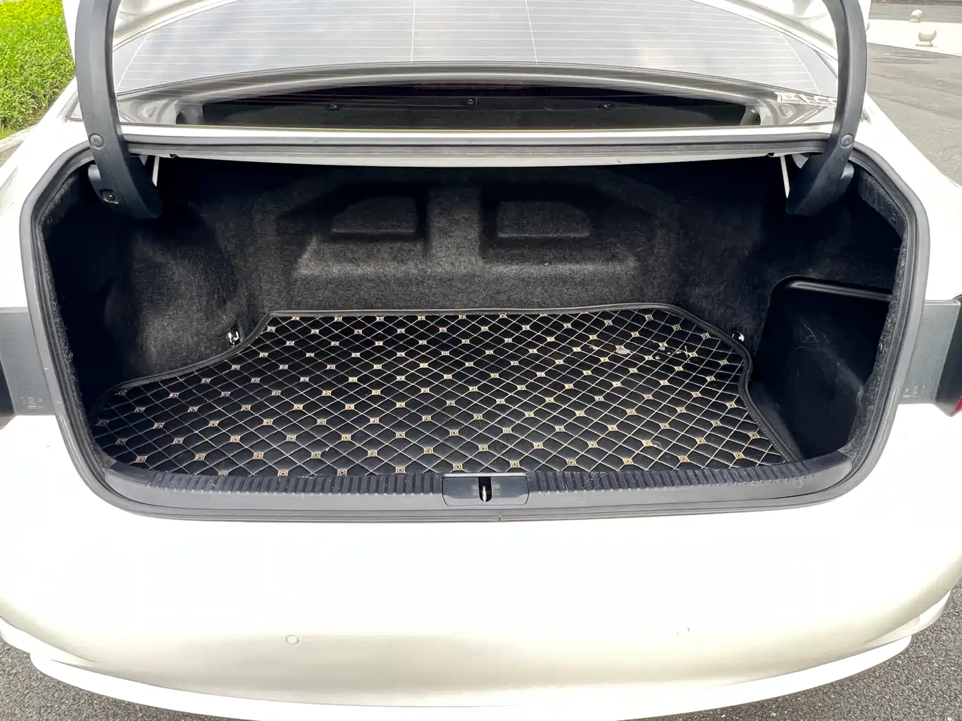 Lexus ES 2015 300h Comfort Edition фото 35