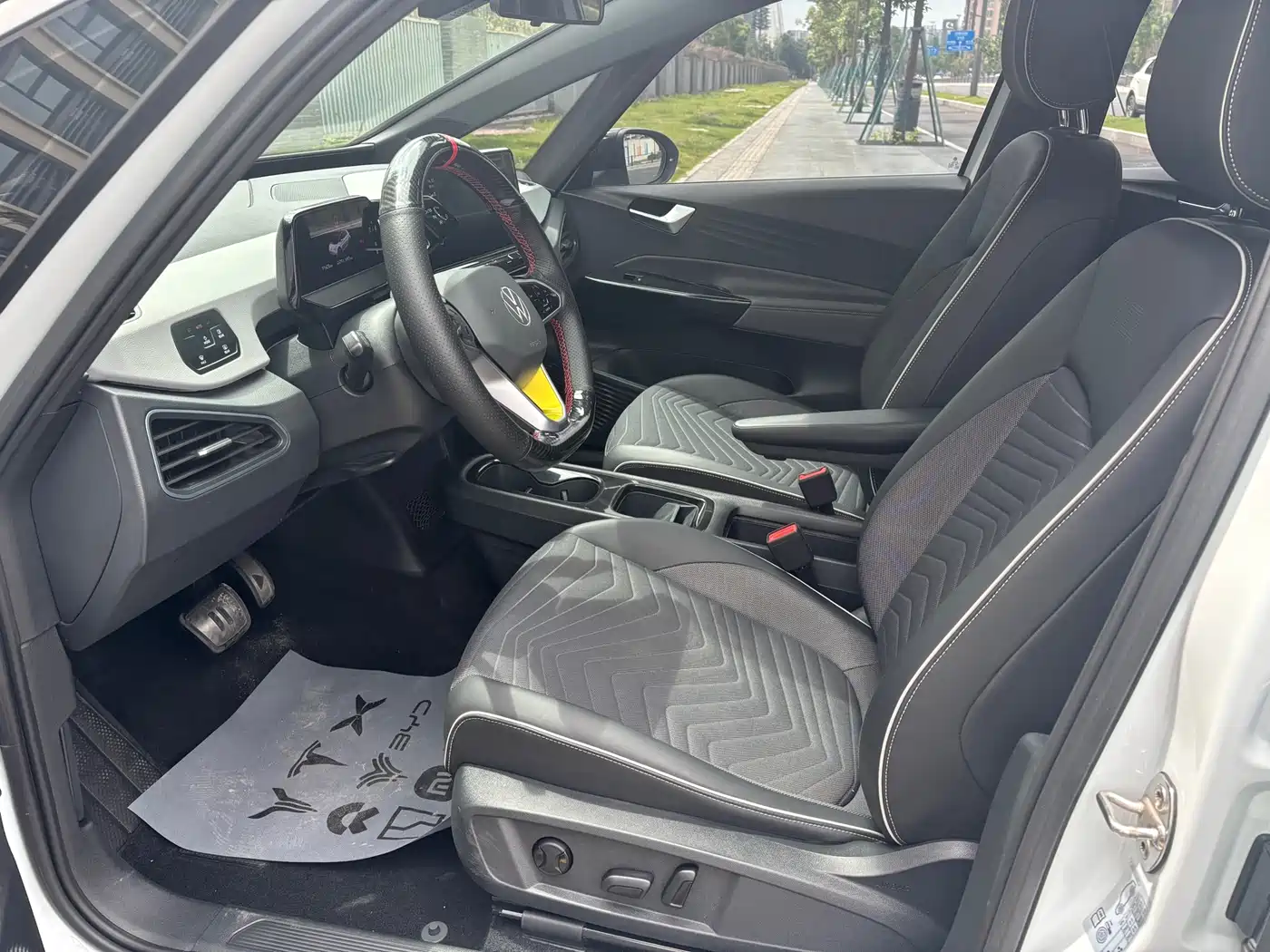 Volkswagen ID.3 2023 Upgraded Pure Intelligence Edition фото 4