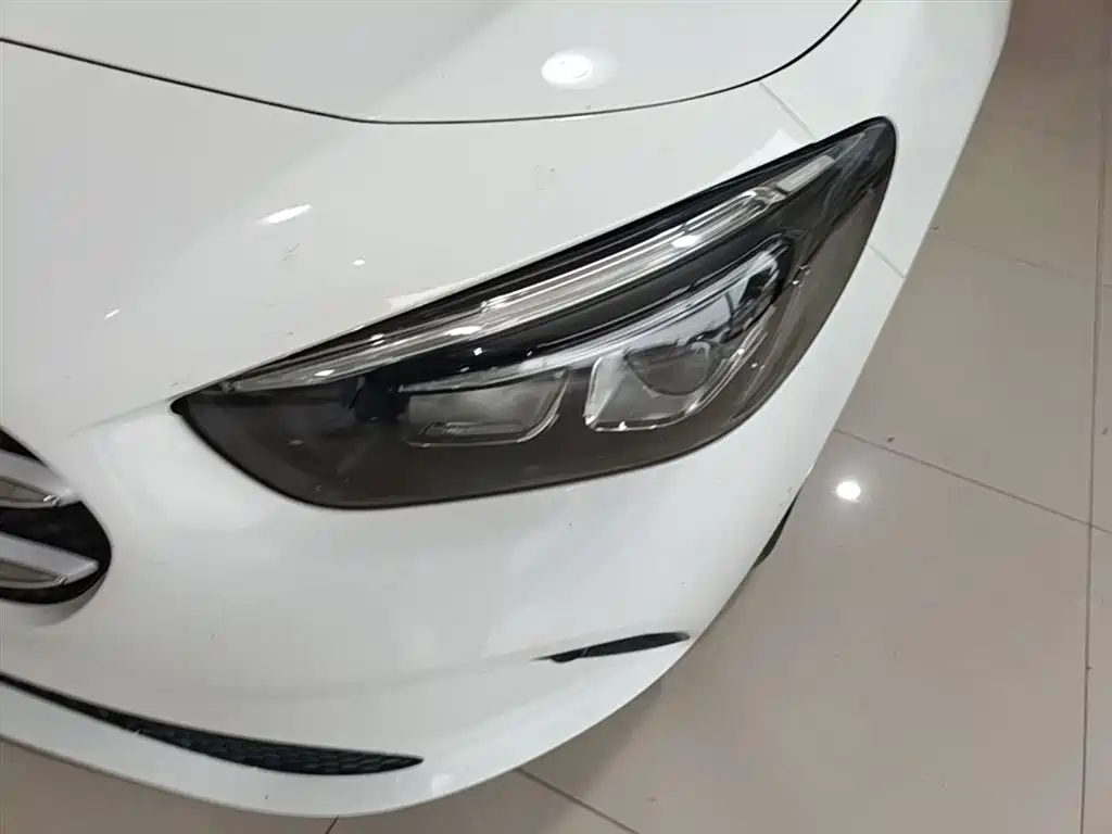 Mercedes-Benz B-Class 2020 B 200 Sport Edition фото 24