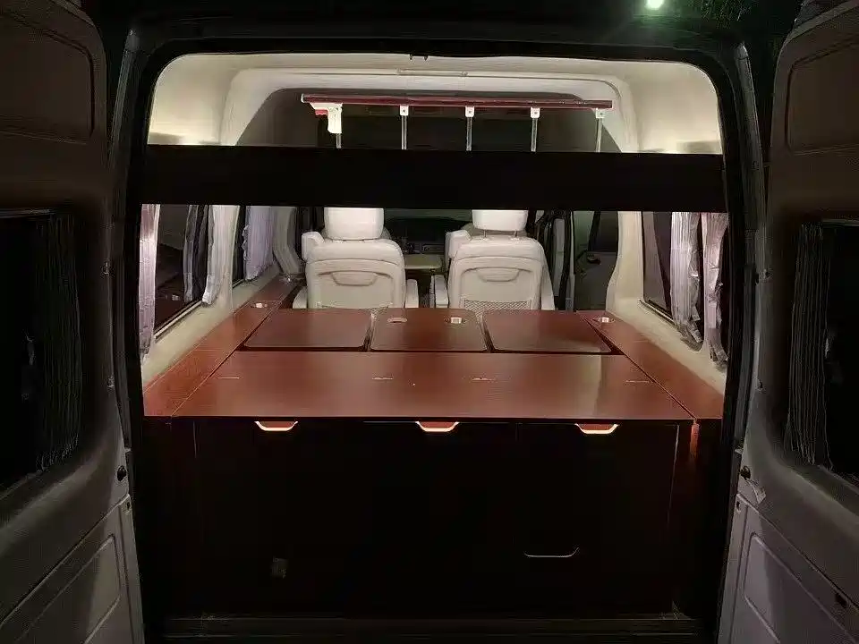 Ford New Generation Transit 2012 2013 2.4T Diesel Economy Logistics Short Wheelbase Medium Roof China III