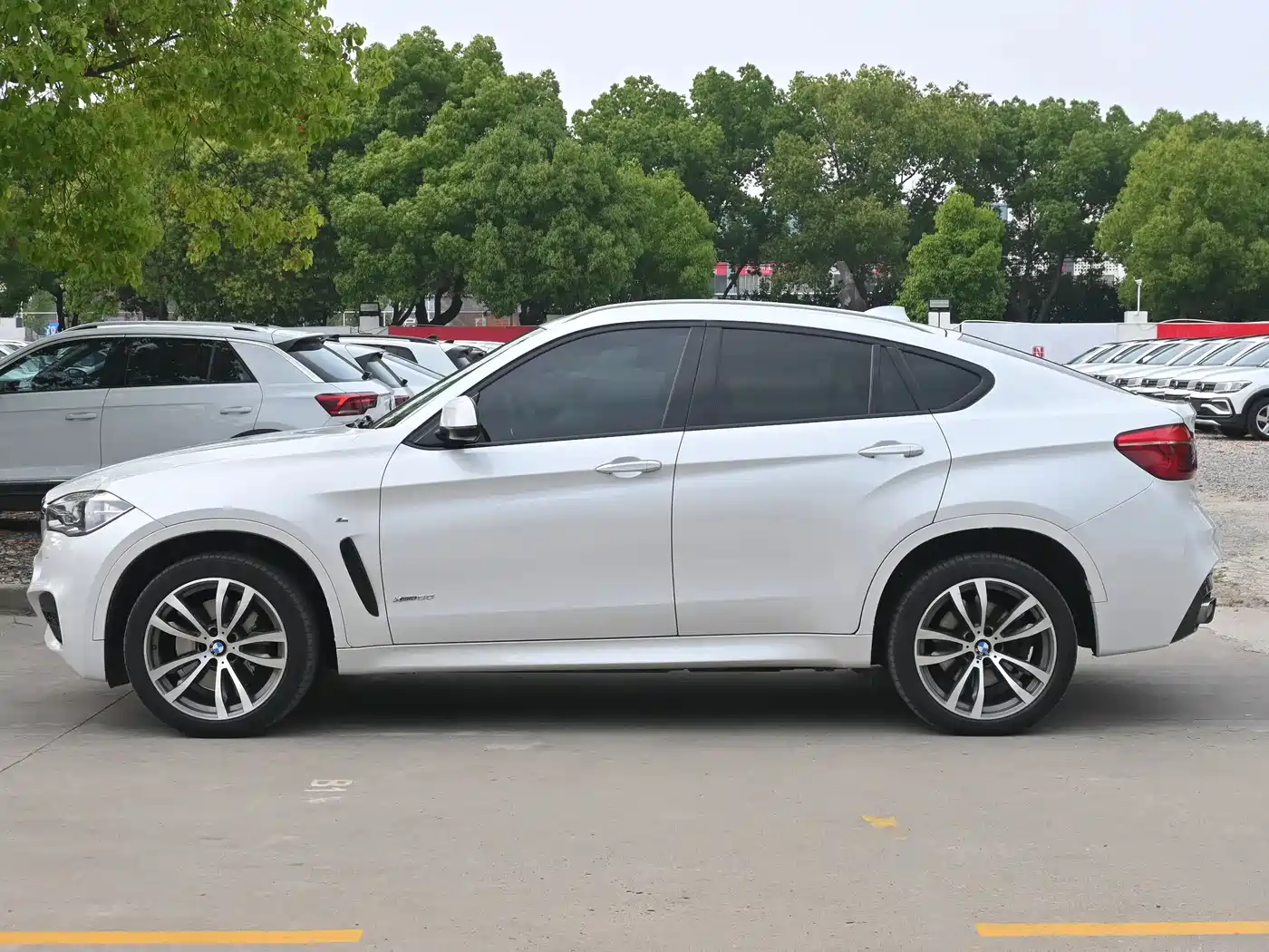 BMW X6 2015 xDrive50i M Sport фото 3