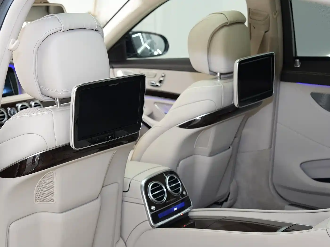 Mercedes-Benz Maybach S-Class 2017 S 500 4MATIC фото 23