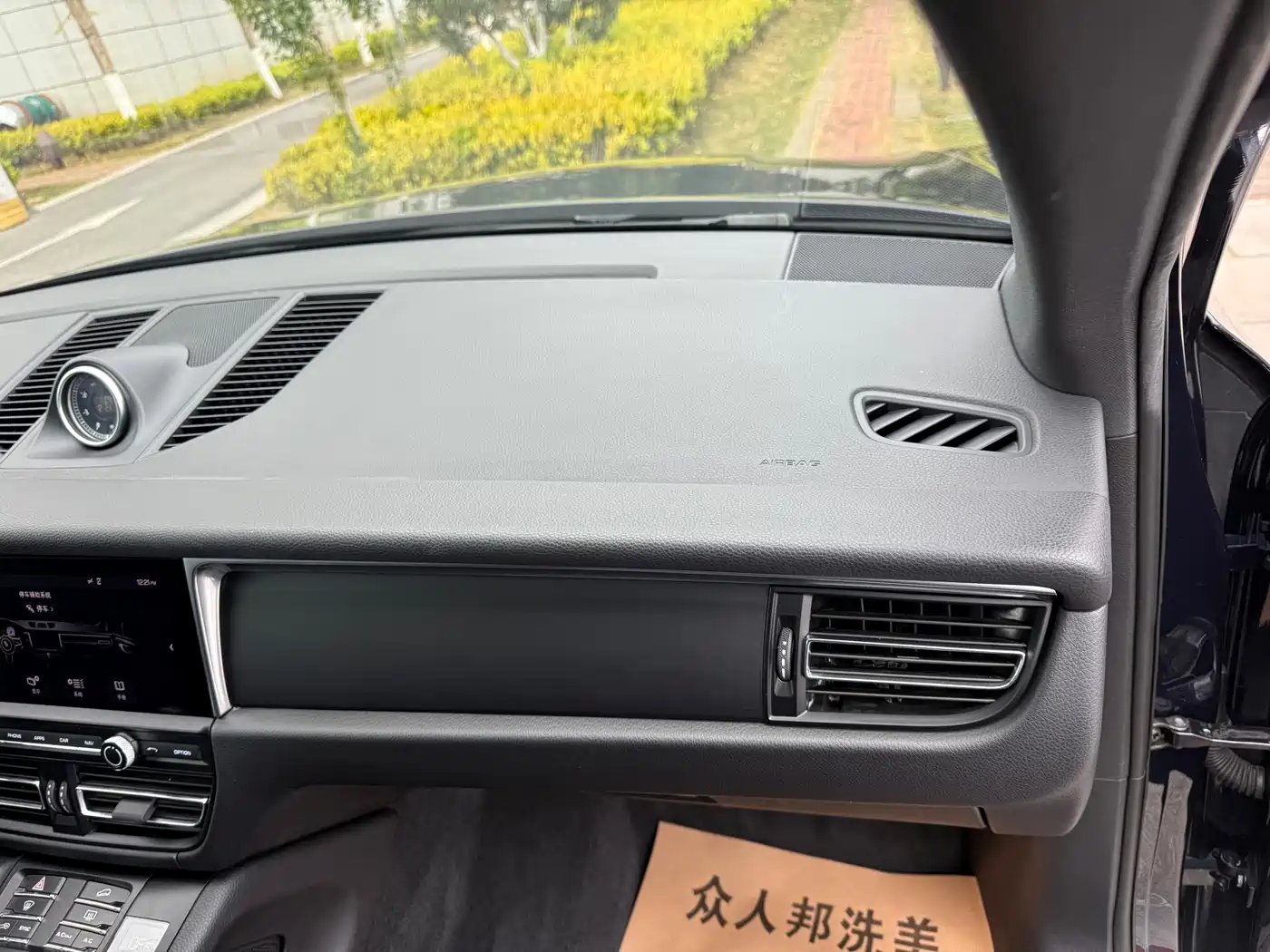 Porsche Macan 2018 Macan 2.0T фото 37
