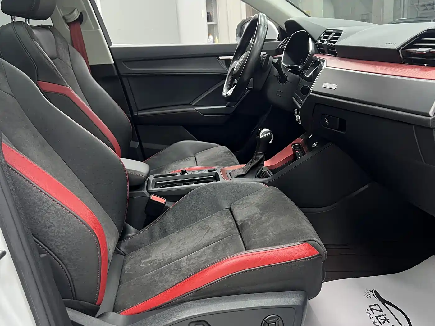 Audi Q3 2022 35 TFSI Fashion Dynamic фото 15