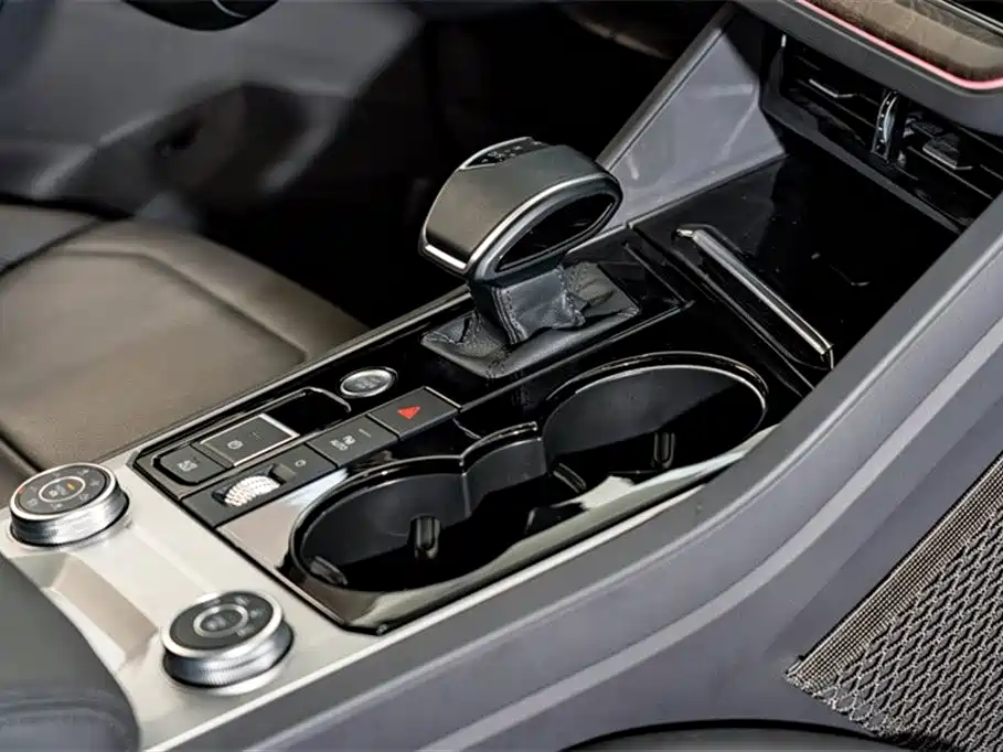 Volkswagen Touareg 2022 3.0TSI Rui Xiang Edition Gloss Black Sport Package фото 22
