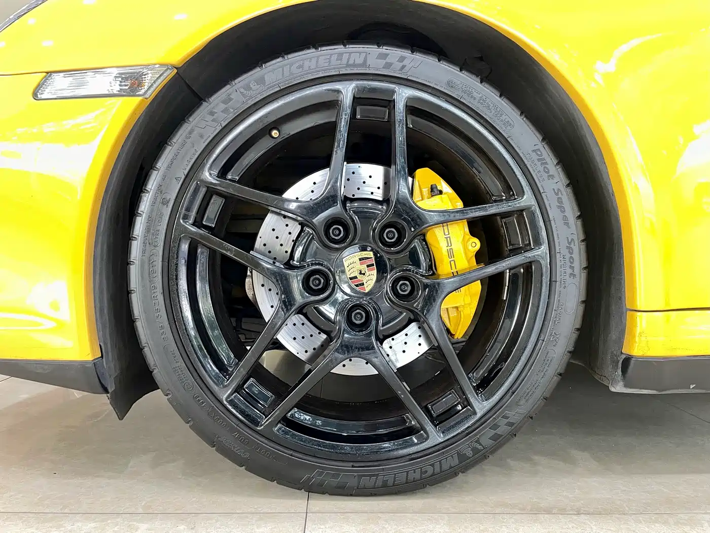 Porsche 911 2010 Carrera 4S 3.8L фото 23