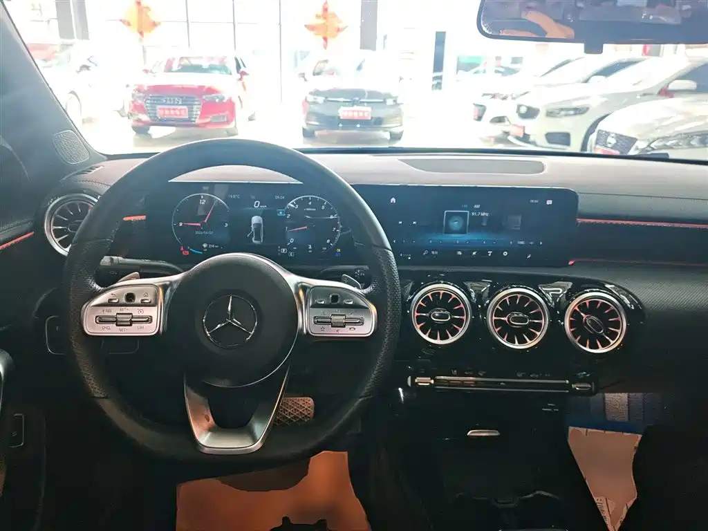 Mercedes-Benz A-Class 2022 Facelift A 200 L Sport Sedan Fashion Style фото 6