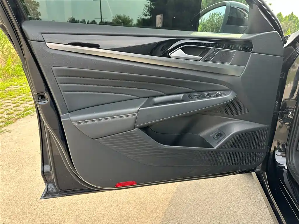 Volkswagen Passat, миниатюра 12