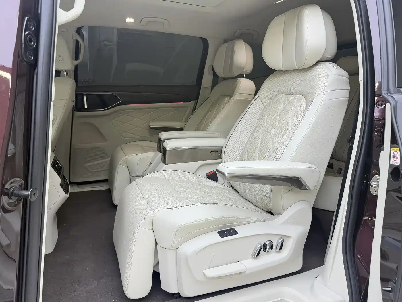 VOLKSWAGEN WEIRAN
