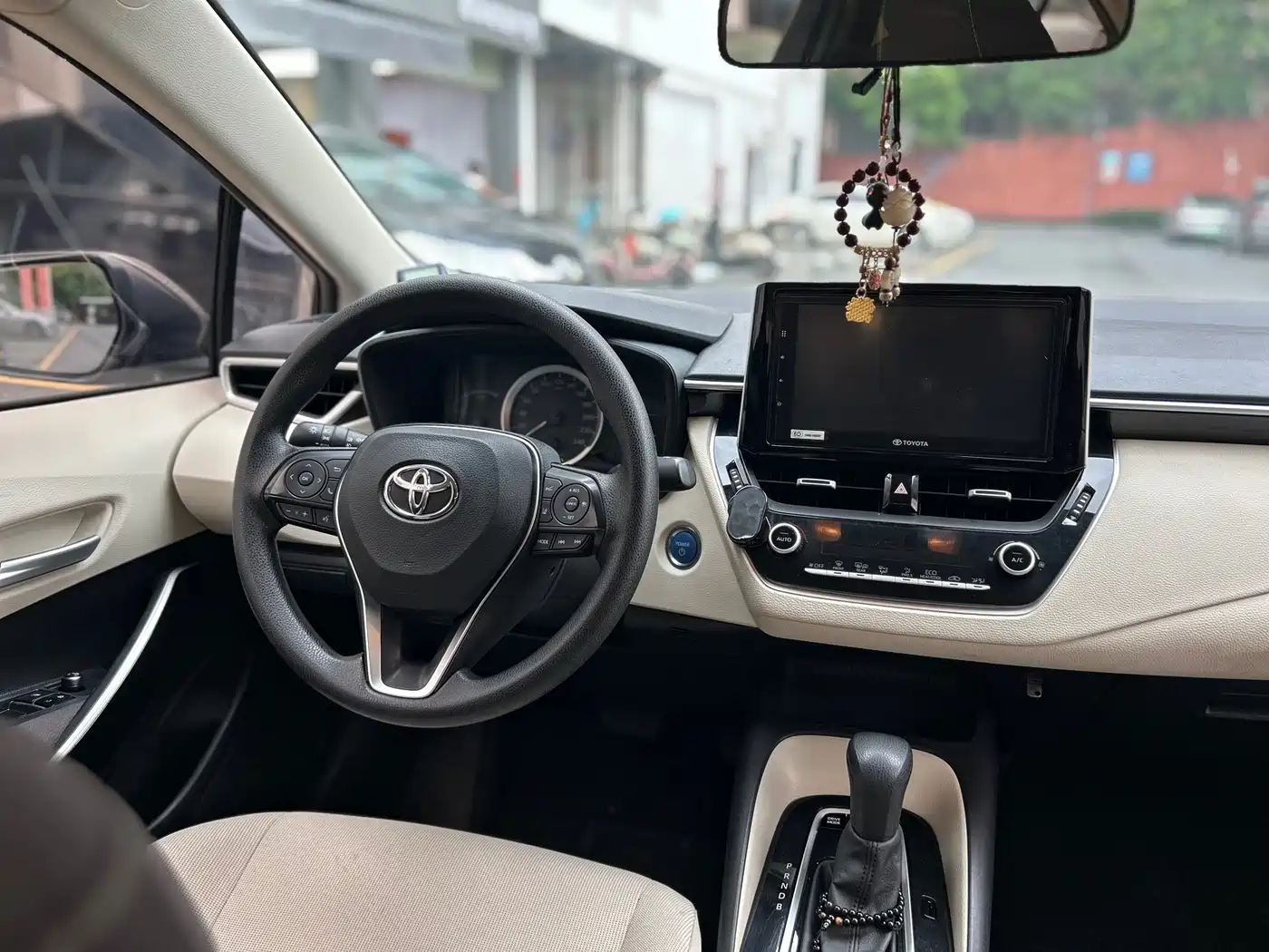 Toyota Corolla 2019 Hybrid 1.8L E-CVT GL-i Elite Edition фото 34