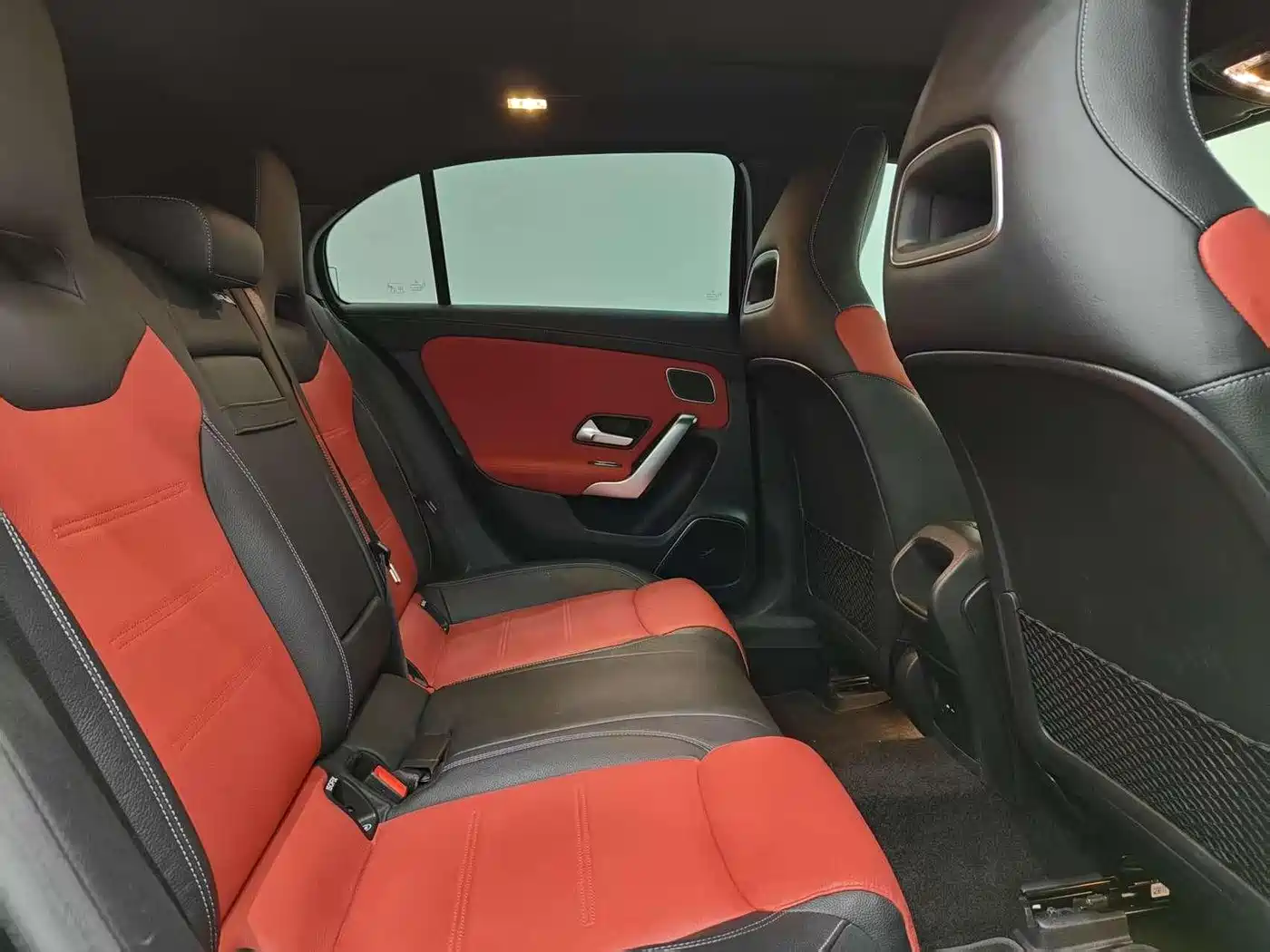Mercedes-Benz A-Class AMG (Import) 2020 AMG A 35 4MATIC фото 20