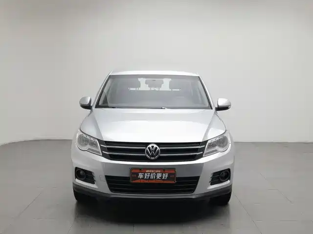 Volkswagen Tiguan 2012 1.8TSI Manual 2WD Metro Edition — фото 3