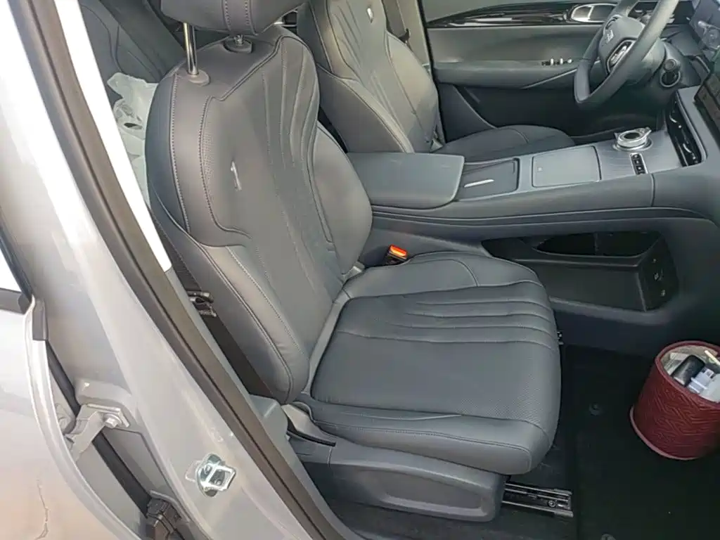 Geely Galaxy Galaxy E5 2026 2026 530km Voyager Edition