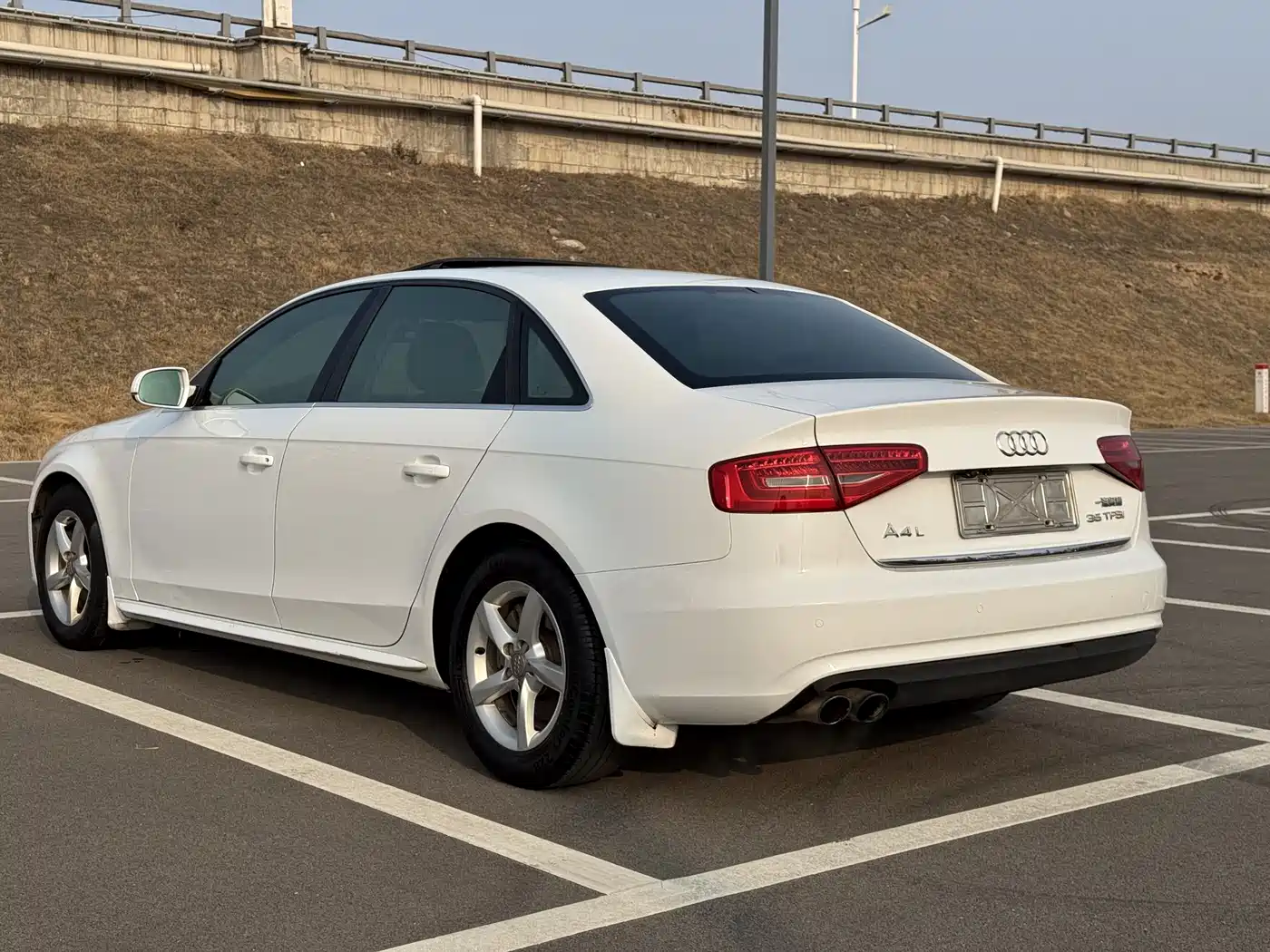 Audi A4L 2015 35 TFSI Auto Standard фото 6