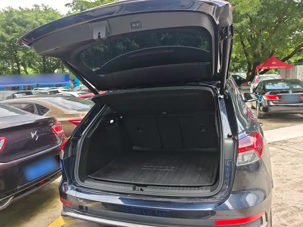 Audi Q4 e-tron 2023 2023 50 e-tron quattro Creation Edition