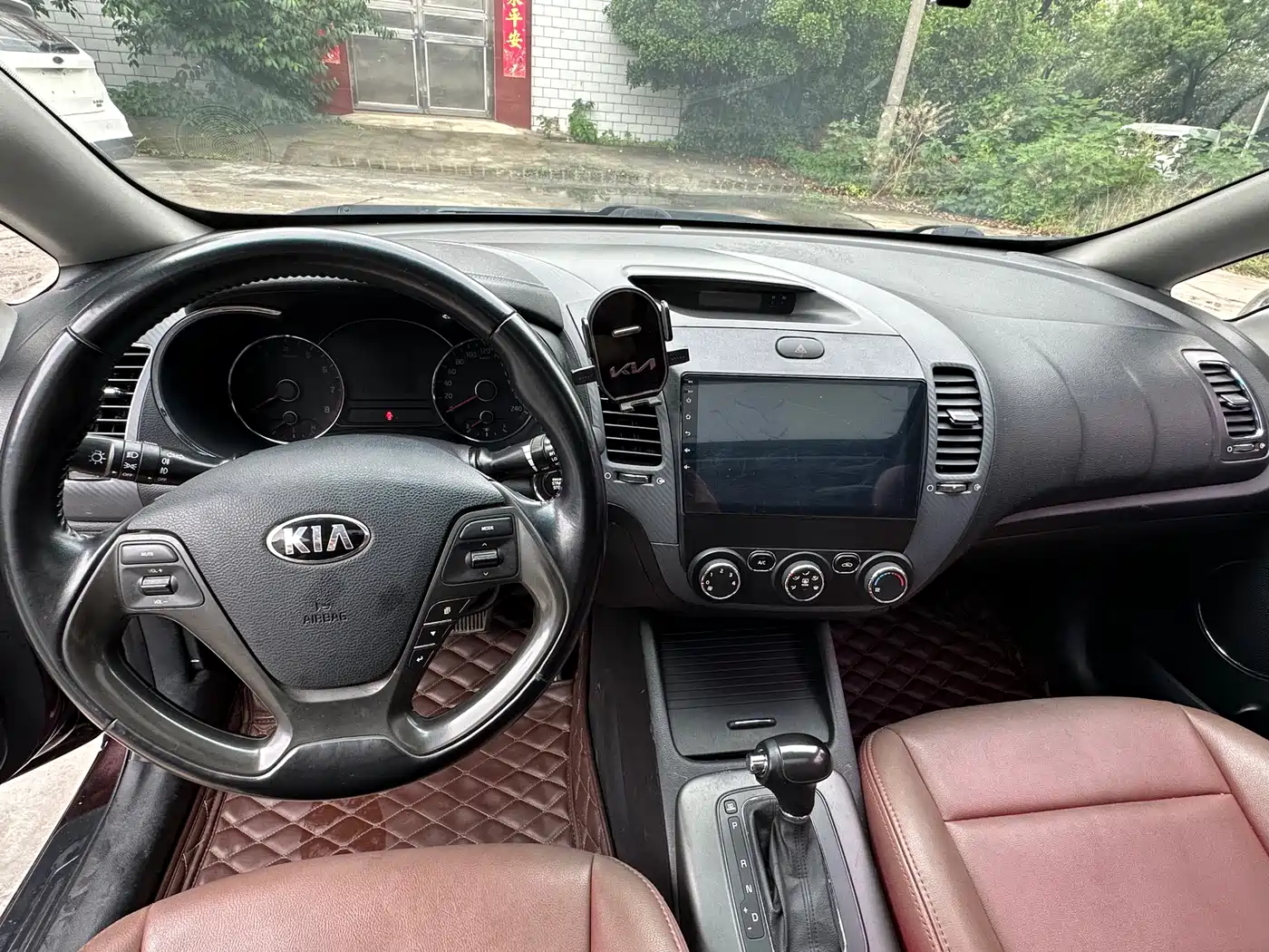 Kia K3 2015 1.6L Automatic GLS фото 12