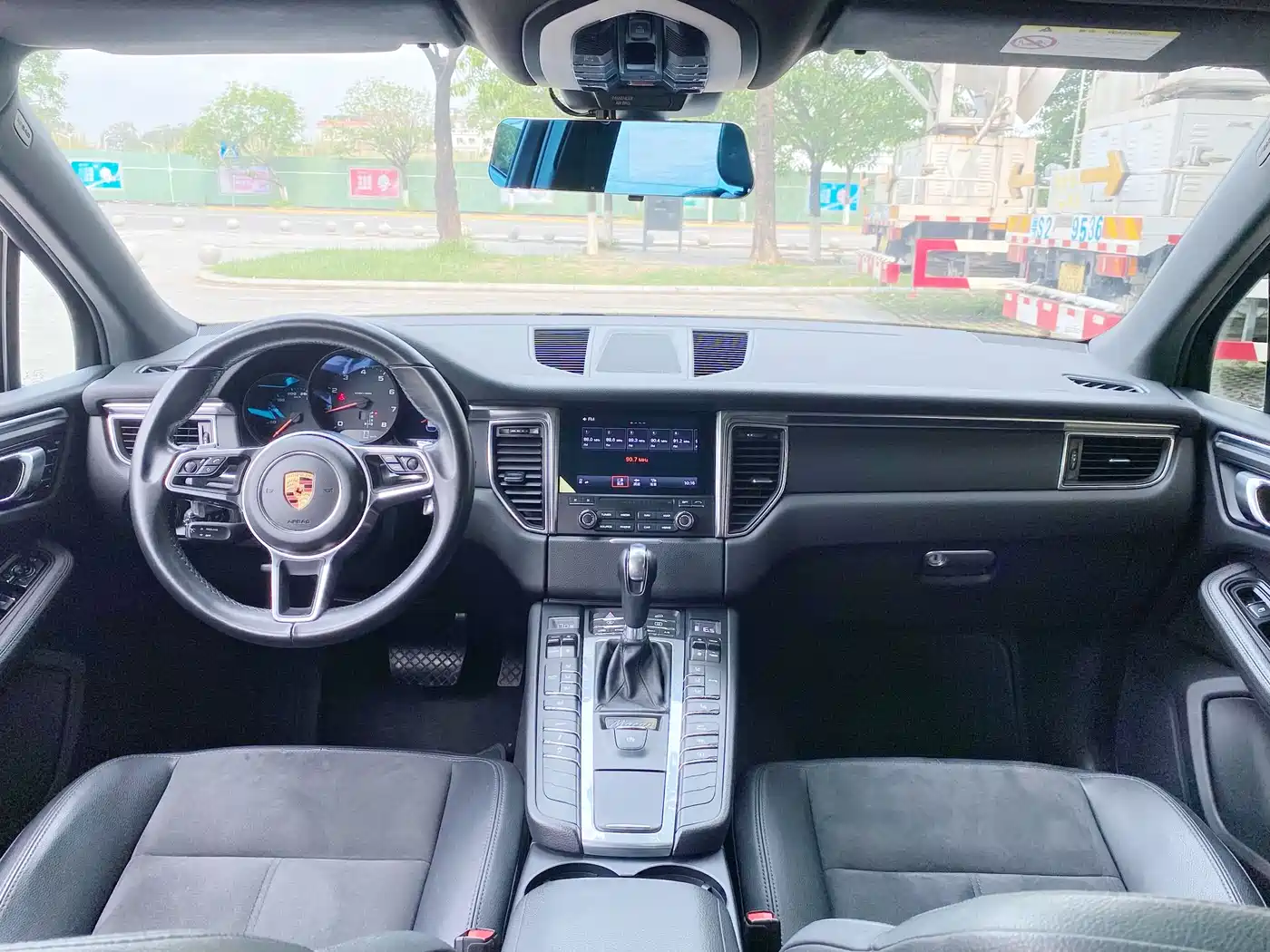 Porsche Macan 2017 Macan 2.0T фото 4