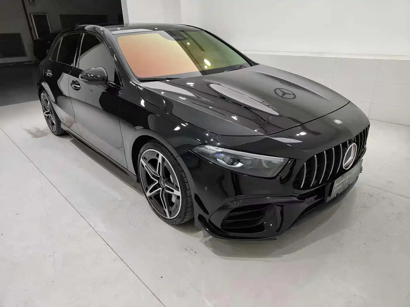 Mercedes-Benz A-Class AMG (Import) 2024 AMG A 35 4MATIC фото 4