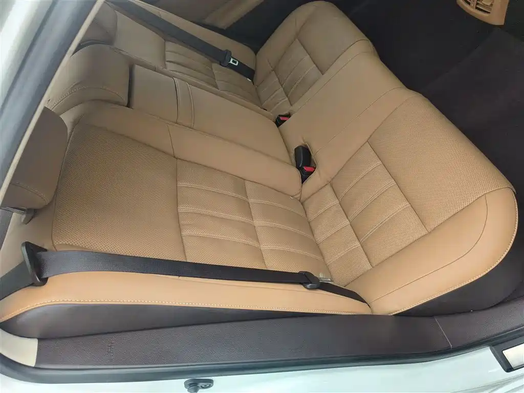 Lexus ES 2016 200 Midnight Special Limited Edition фото 24