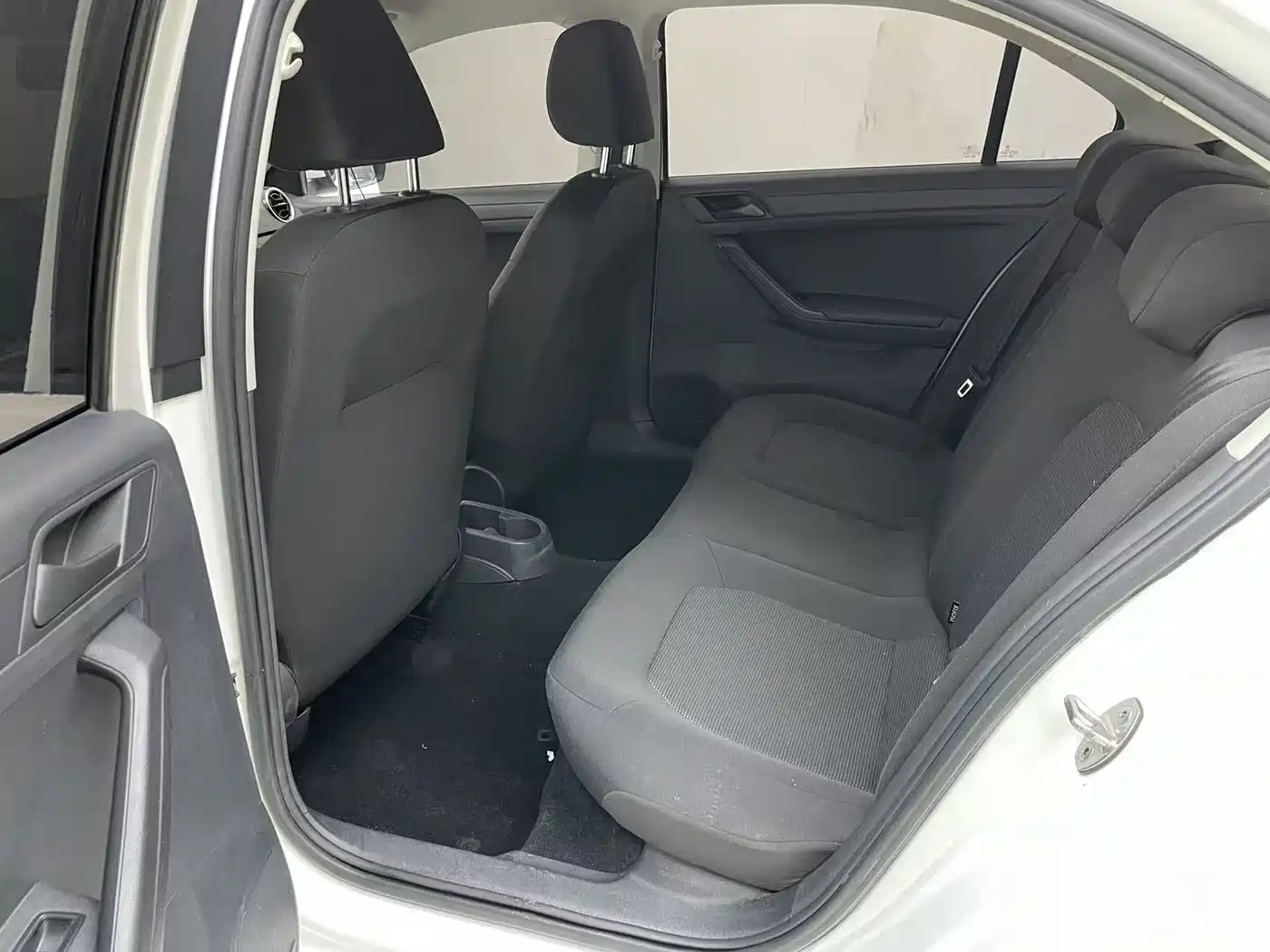 Volkswagen Jetta 2017 1.5L Manual Fashion фото 10