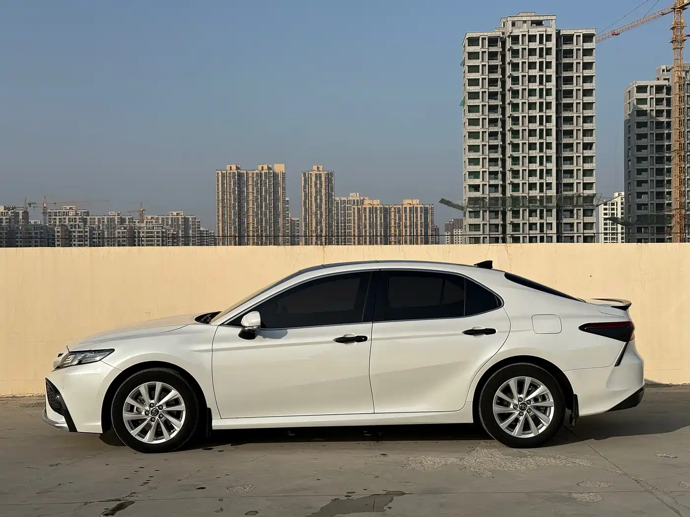 Toyota Camry 2023 2.0G Luxury Edition фото 13