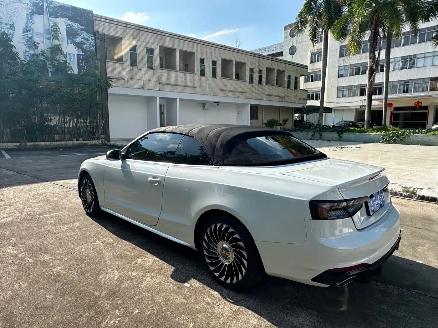 Audi A5 (Import) 2010 2.0TFSI Cabriolet фото 11
