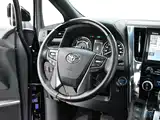 Фото 11 - Toyota Vellfire