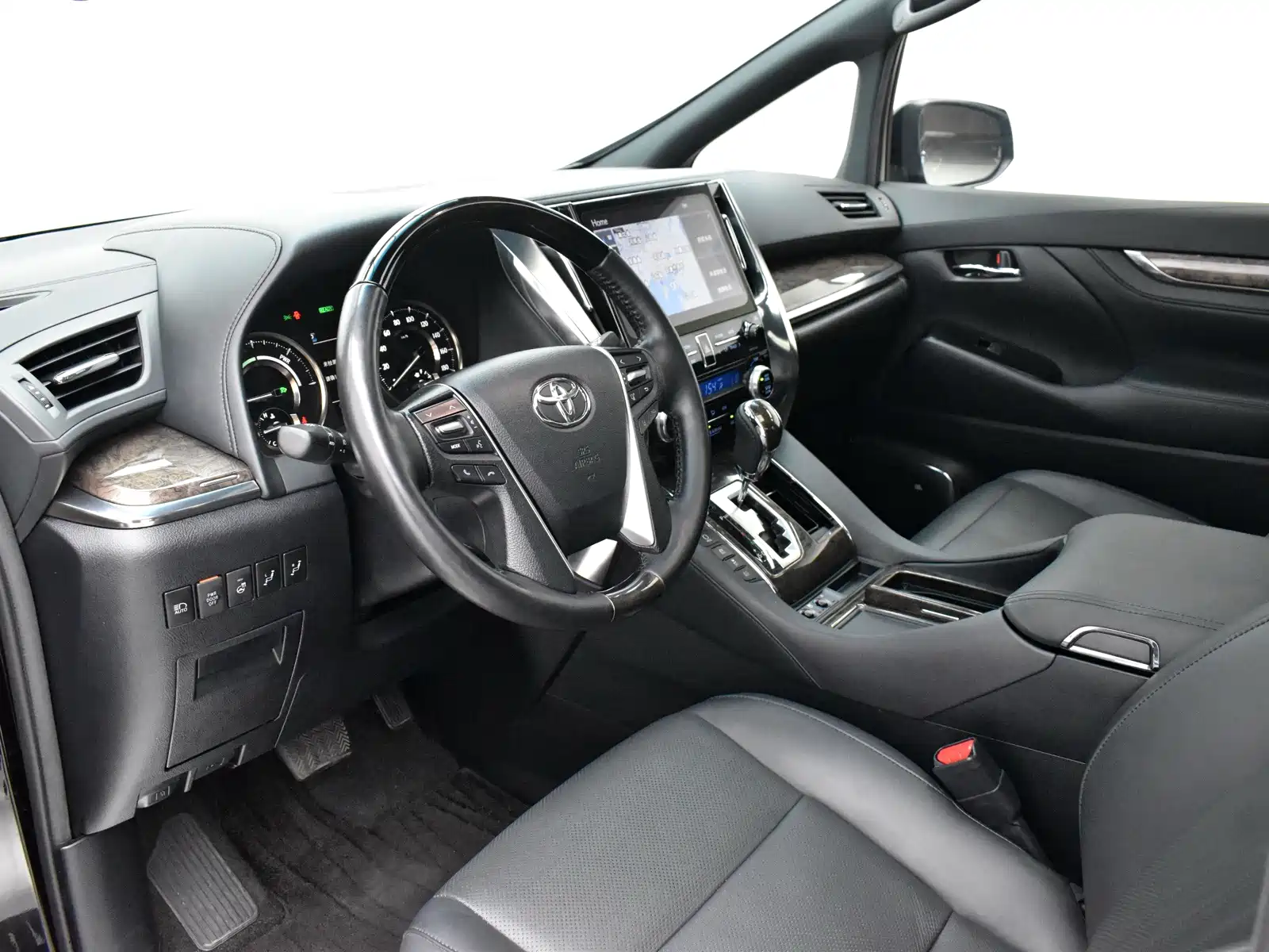 Фото 7 - Toyota Vellfire