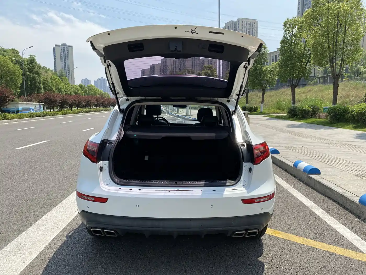Zotye SR9 2017 2017 2.0T Manual Ultimate Light Edition
