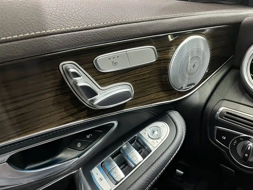 Mercedes-Benz GLC 2019 GLC 260 L 4MATIC Dynamic фото 13