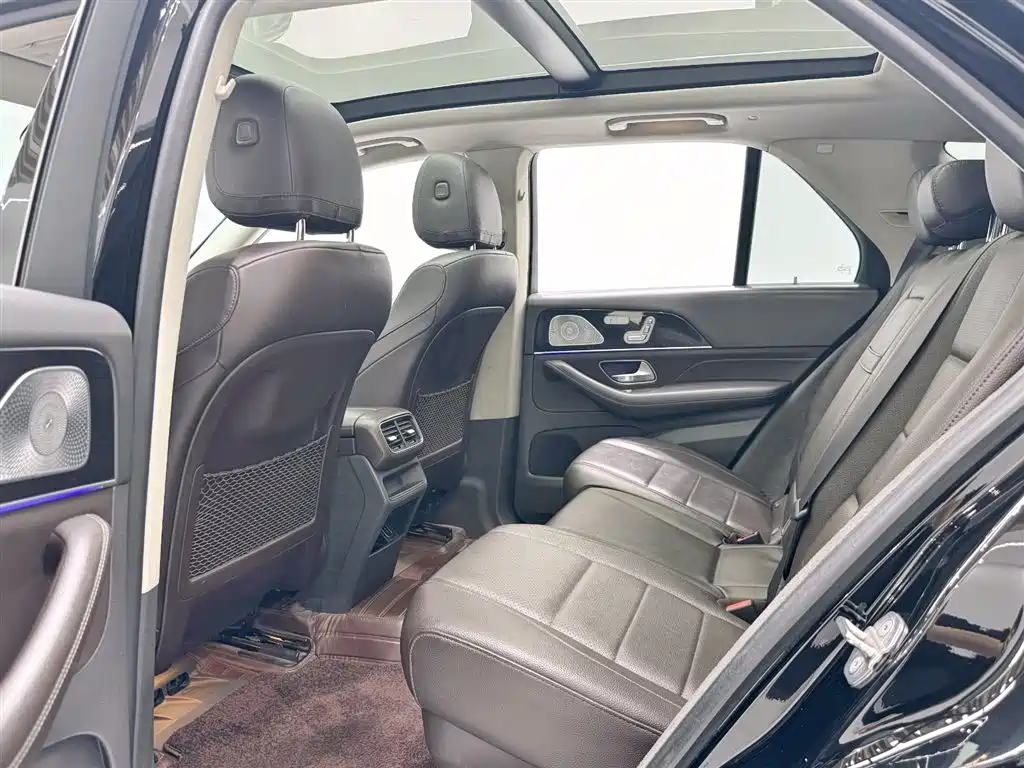 Mercedes-Benz GLE 2020 GLE 350 4MATIC Fashion фото 9