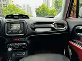 صورة 9 - Jeep Renegade