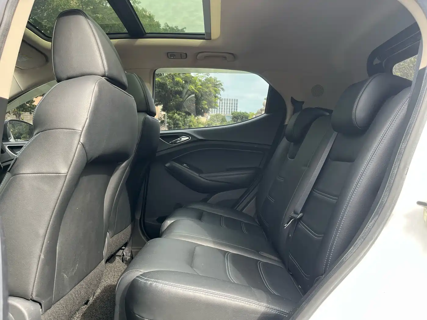 BYD Yuan New Energy 2018 2018 EV360 Smart Connected Cool Edition
