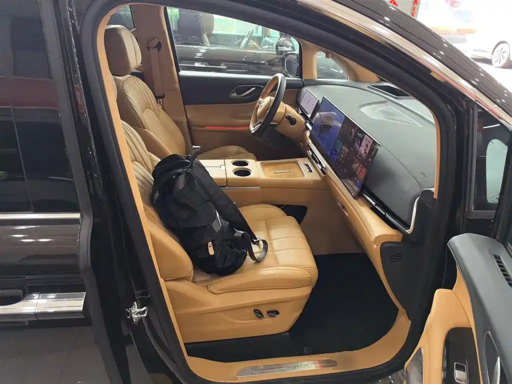 Voyah Auto Voyah Dreamer 2025 PHEV AWD Flagship Kunpeng Edition фото 25