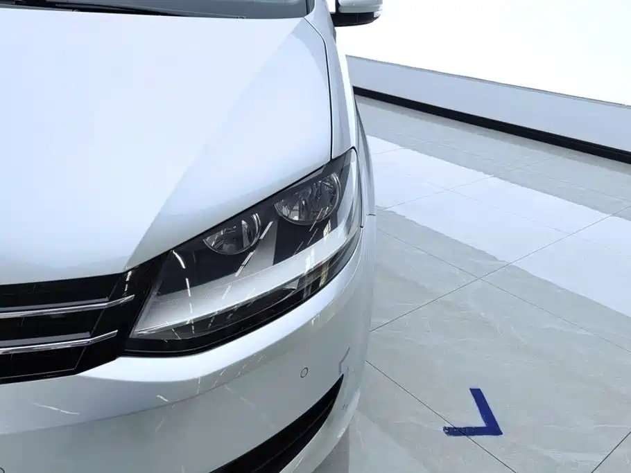 Volkswagen Sharan 2014 2013 1.8TSI Standard