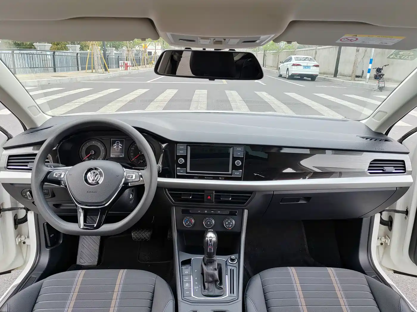 Volkswagen Lavida 2019 280TSI DSG Comfort Edition China VI фото 7