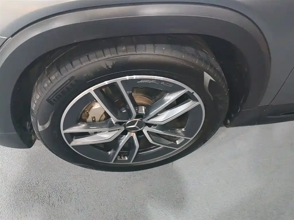 Mercedes-Benz GLB AMG 2022 AMG GLB 35 4MATIC фото 23