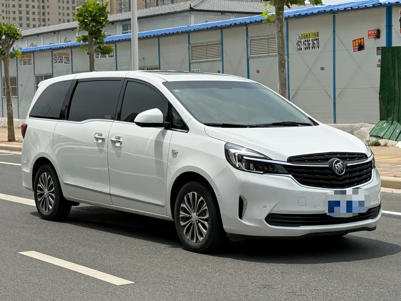 Buick GL8 2021 Land Business Class 652T Premium фото 3