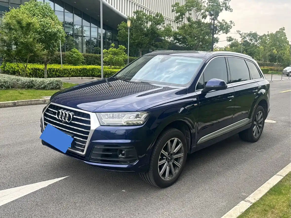 Audi Q7 2019 55 TFSI Premium