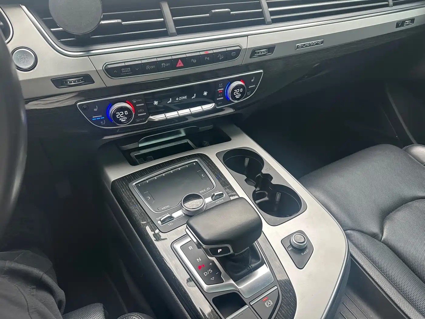 Audi Q7 2019 55 TFSI Premium фото 30
