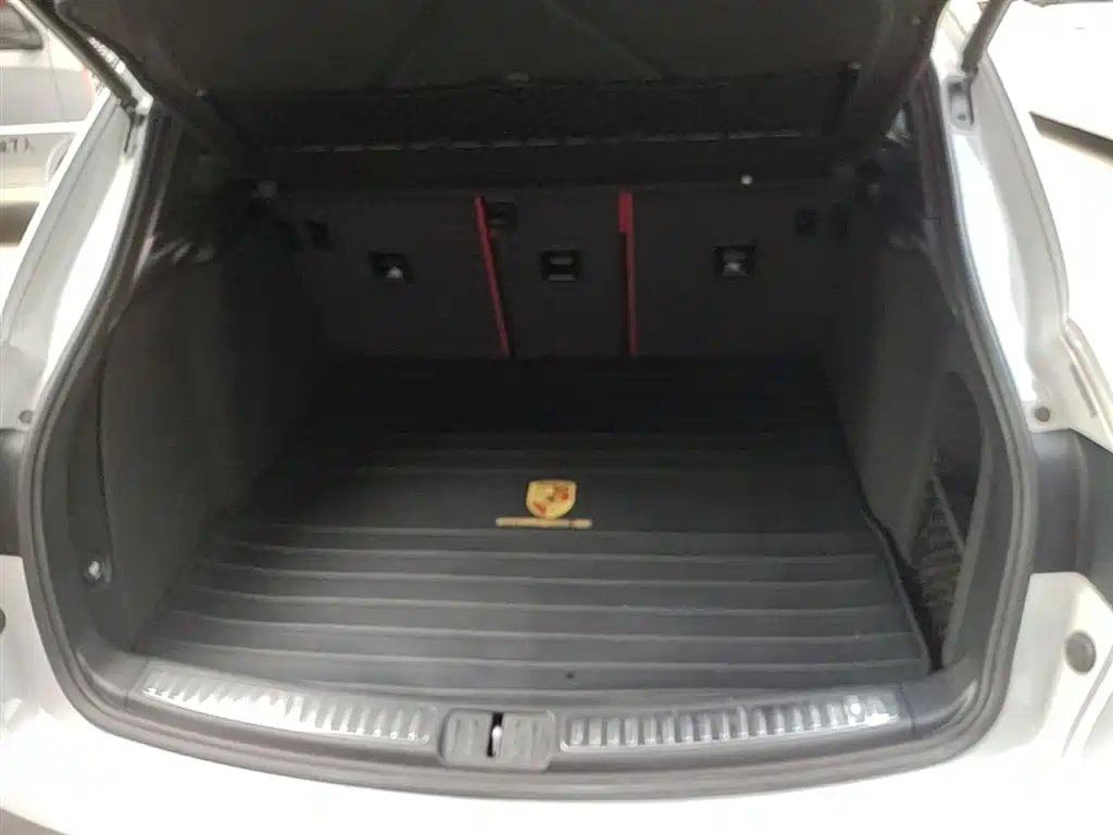 Porsche Macan 2017 Macan 2.0T фото 19