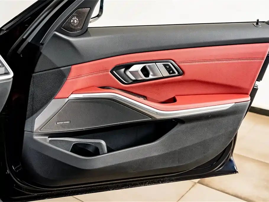 BMW 3 Series 2024 325i M Sport Shadowline Package фото 17