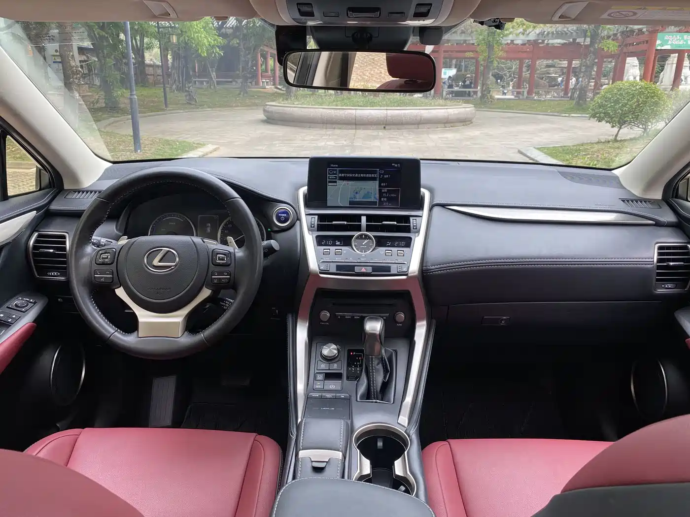 Lexus NX 2020 300h FWD F Sport China VI фото 4