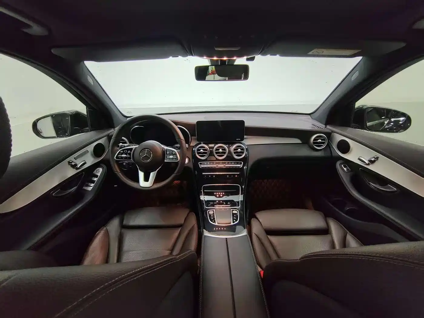 Mercedes-Benz GLC 2020 Facelift GLC 260 L 4MATIC Dynamic фото 7