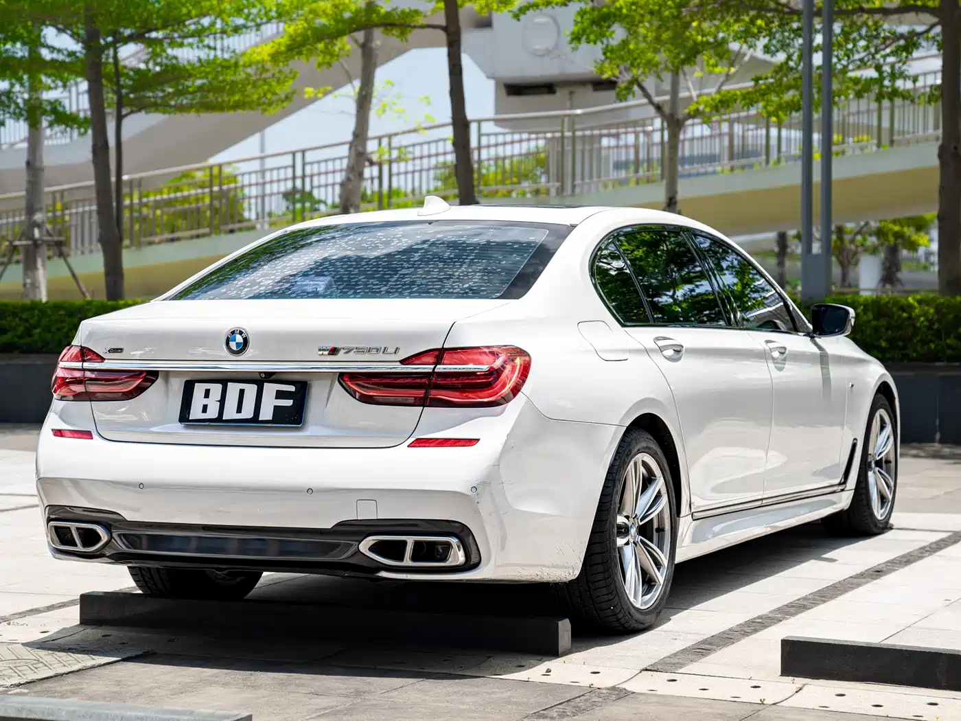 BMW 7 Series 2018 730Li Leading Type M Sport Package фото 6