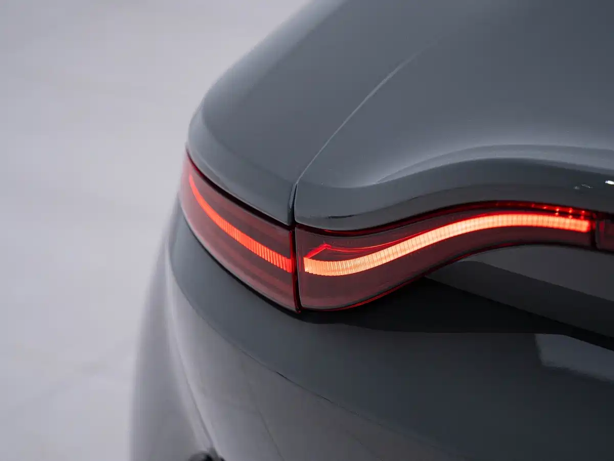Aston Martin Vantage 2022 2022 4.0T V8 Coupe