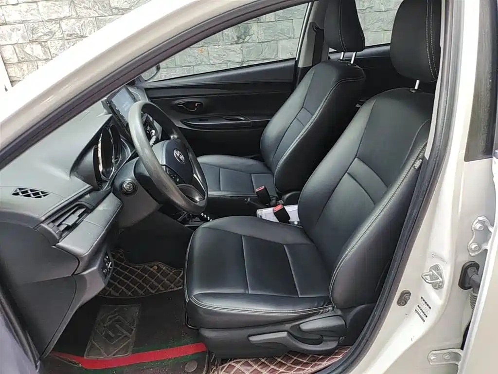 Toyota Vios 2022 1.5L 20th Anniversary Edition фото 15