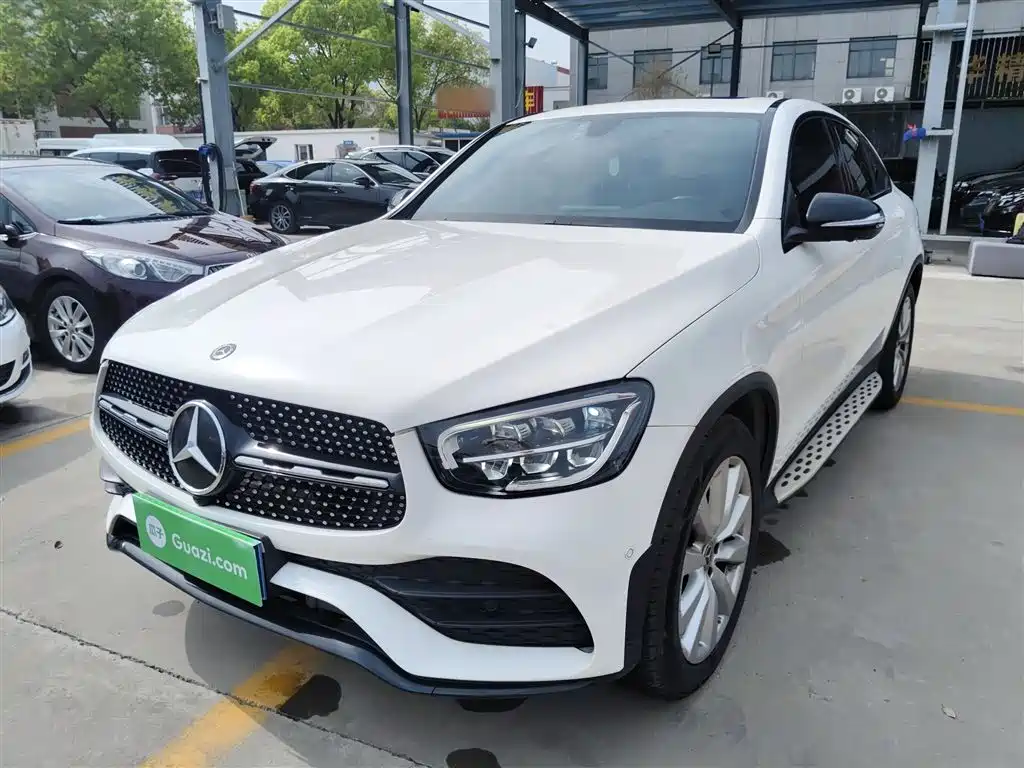 Mercedes-Benz GLC Coupe 2020 GLC 260 4MATIC Coupe SUV