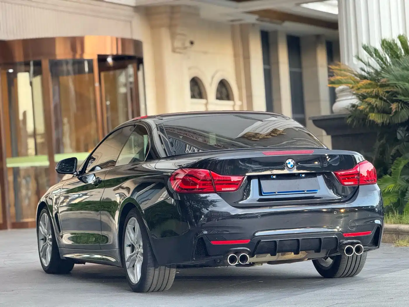 BMW 4 Series 2017 425i Convertible M Sport Package фото 8